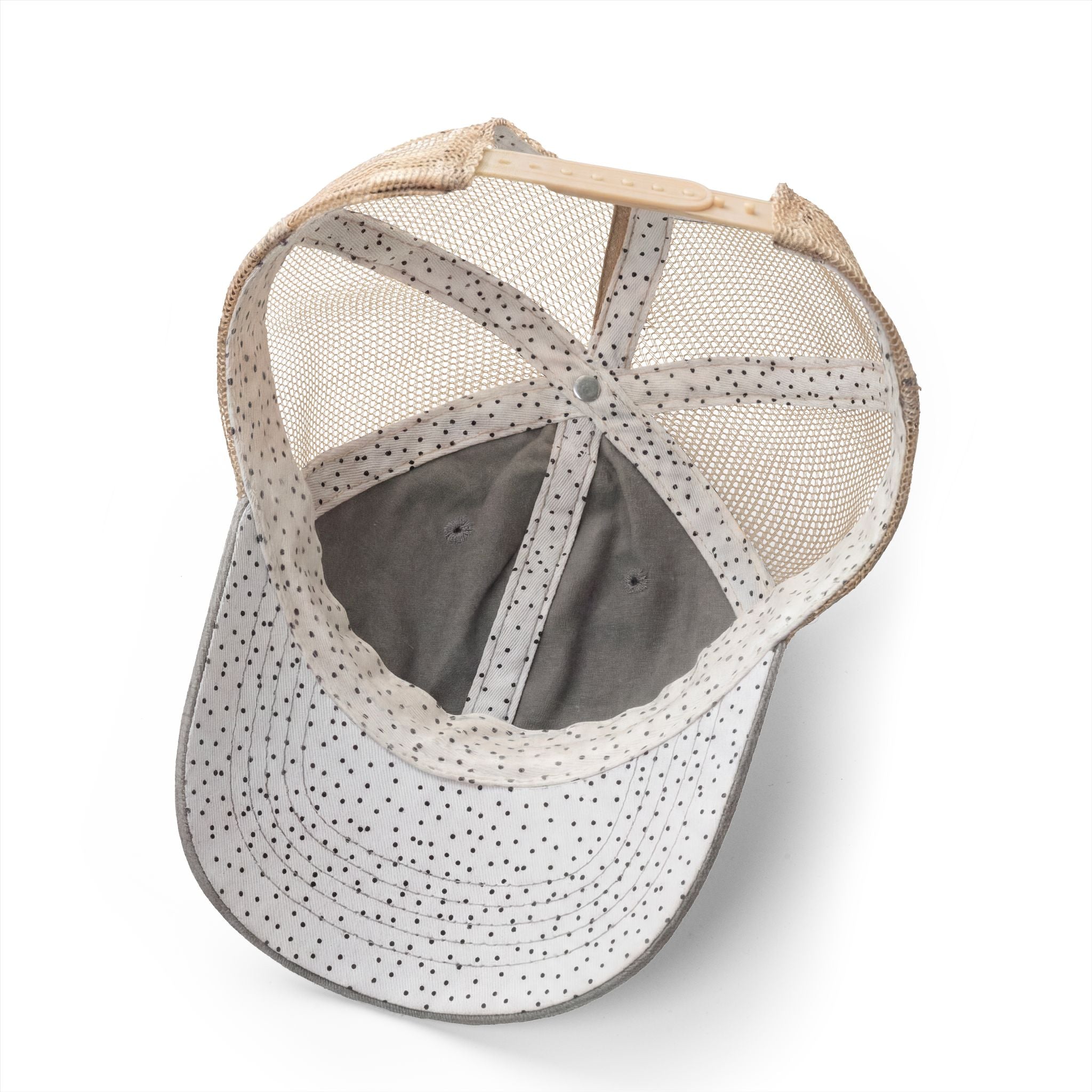 Casquette pour femme à dos en maille délavée