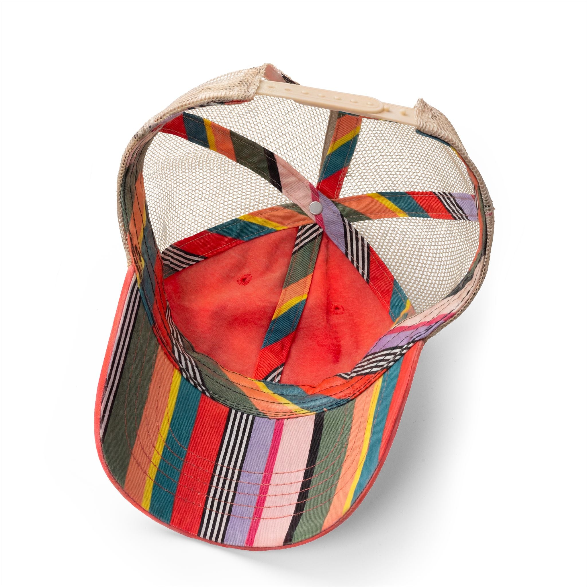 Casquette pour femme à dos en maille délavée