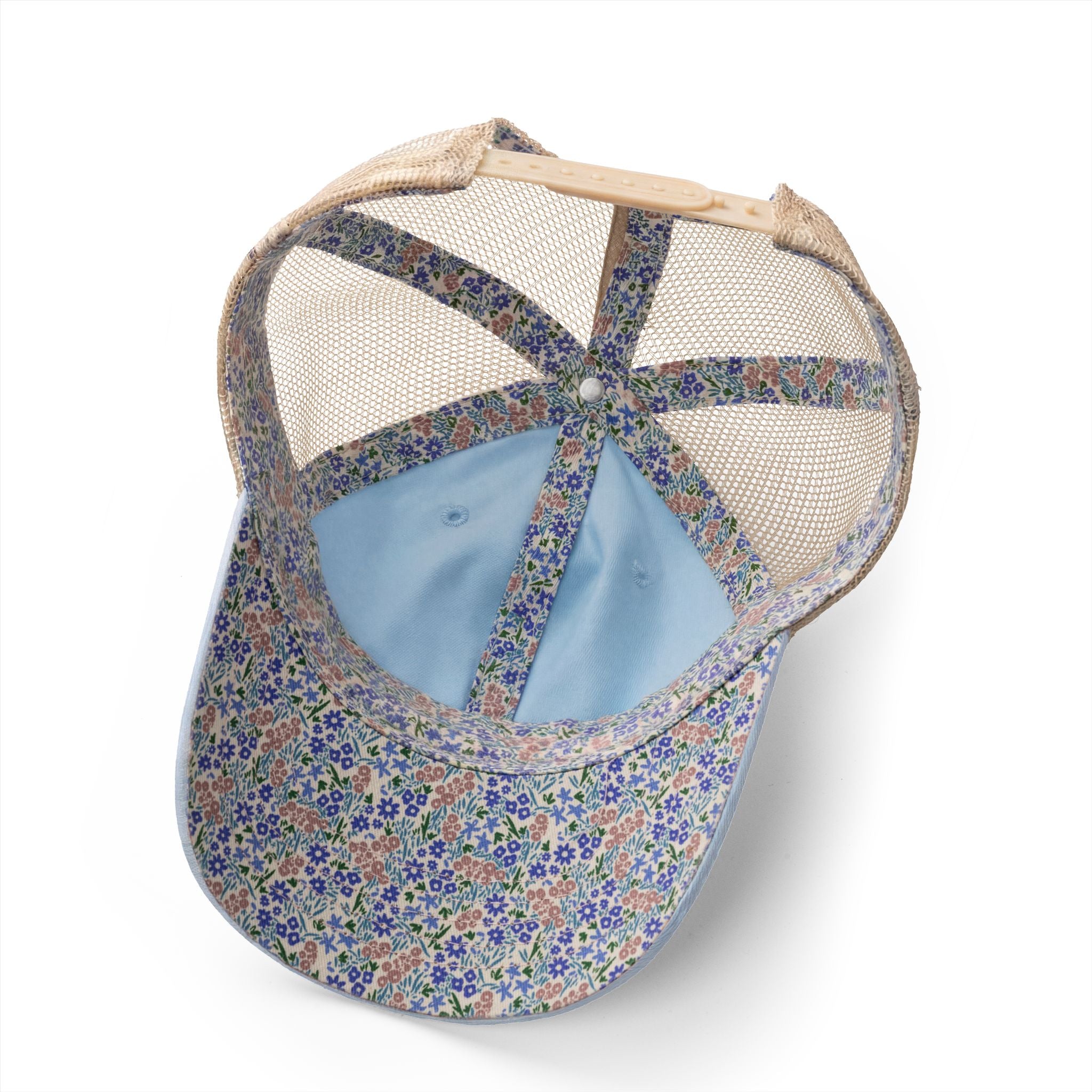 Casquette pour femme à dos en maille délavée