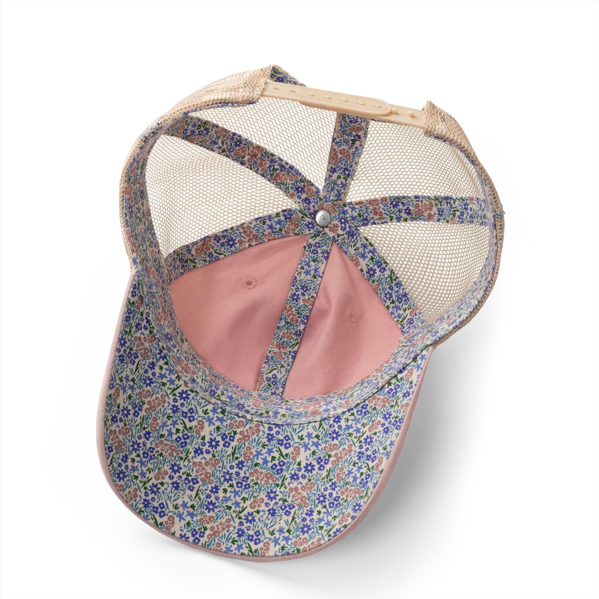 Casquette pour femme à dos en maille délavée